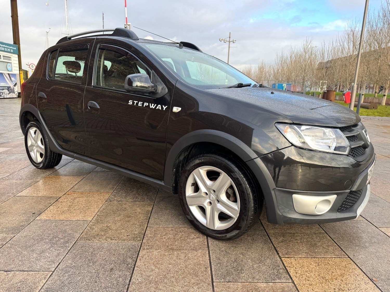 Used Dacia Sandero Stepway 2013 for sale - 77163358: Photo 8