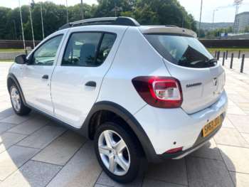 Used Dacia Sandero Stepway 2013 for sale - 74935644: Photo
