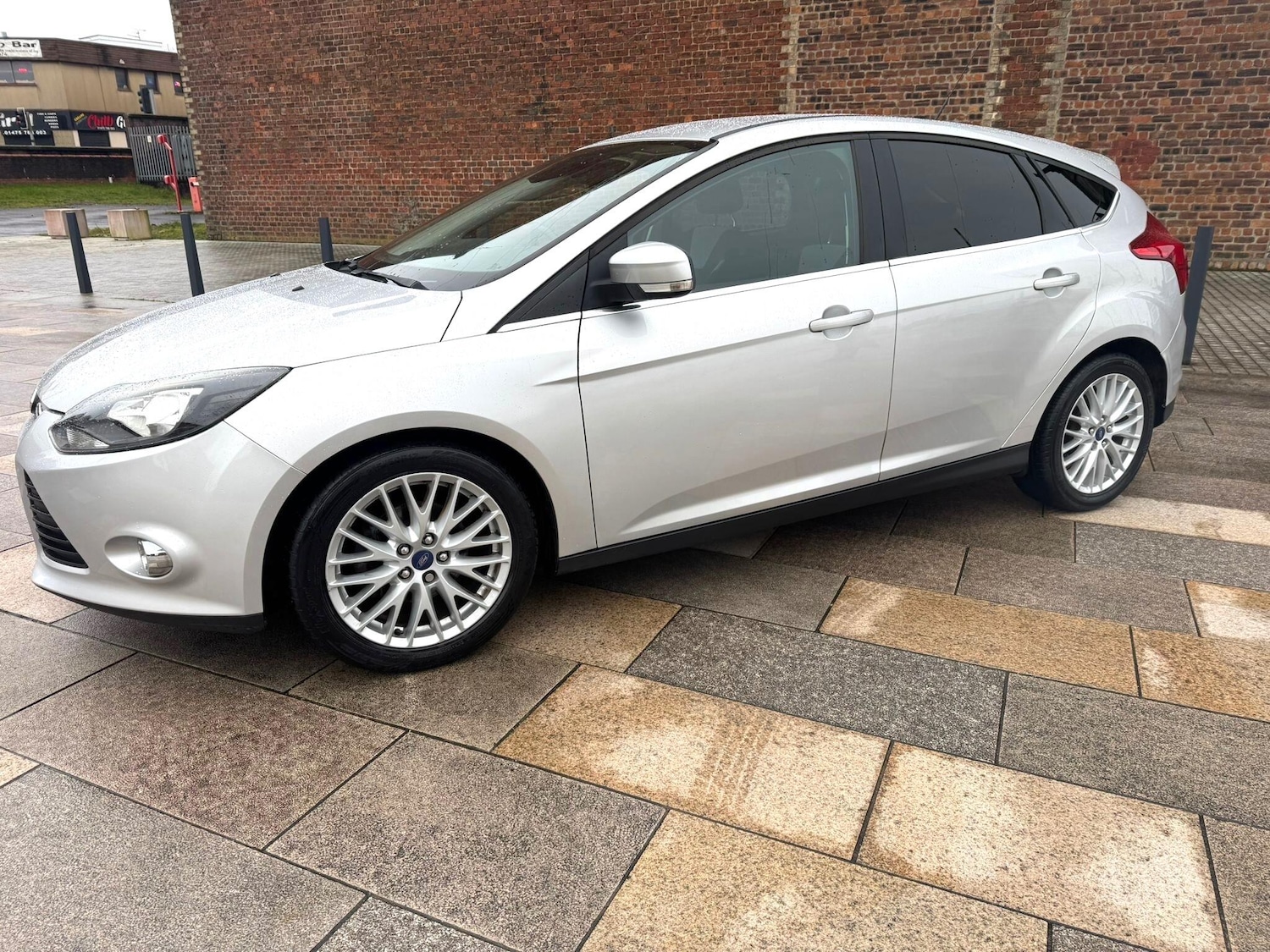 Used Ford Focus for sale - 77768771: Photo 14