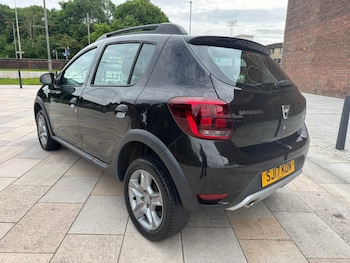 Used Dacia Sandero Stepway 2017 for sale - 78822546: Photo