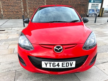Used Mazda Mazda2 2014 for sale - 76012931: Photo 2