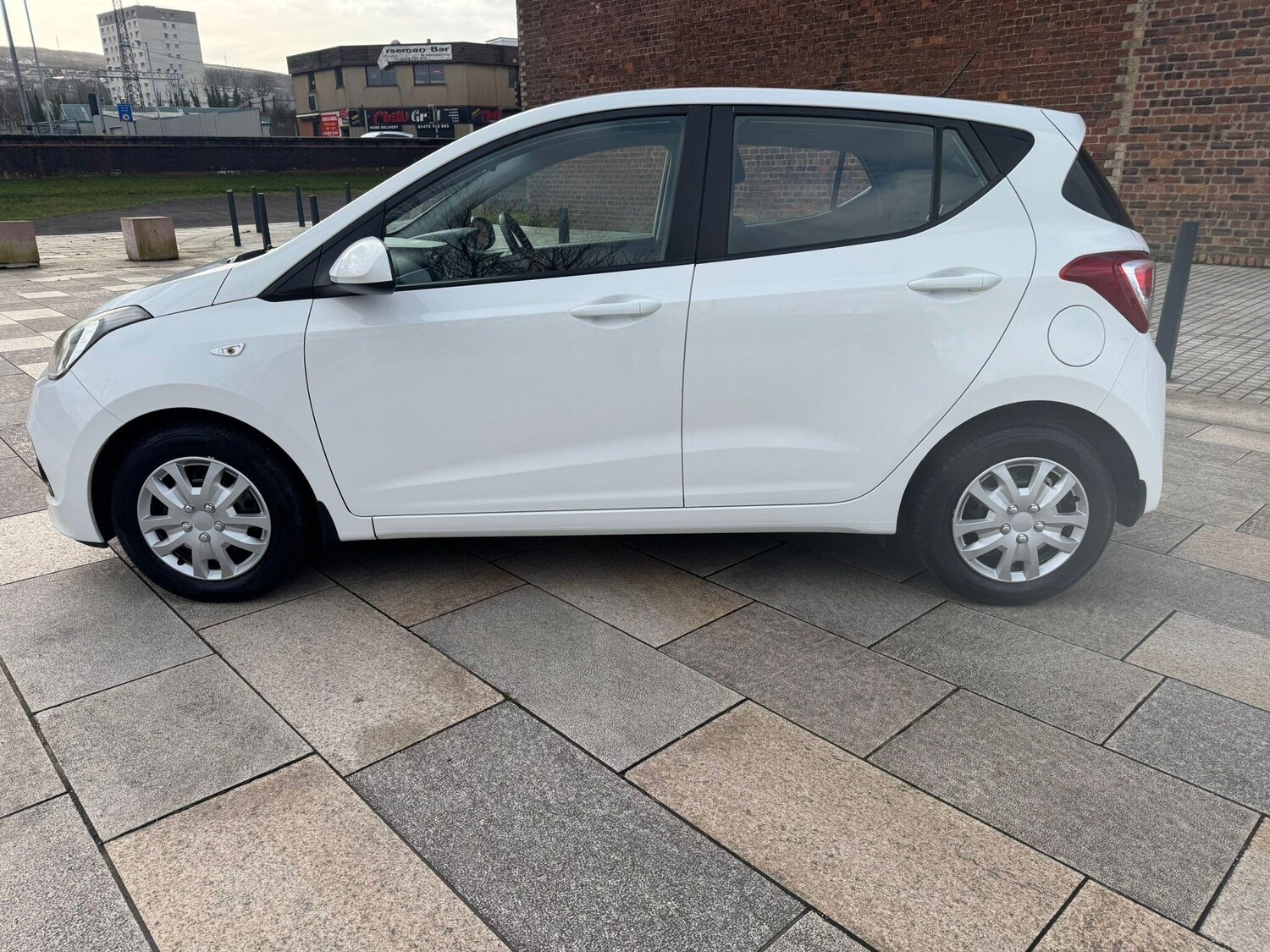 Used Hyundai i10 for sale - 77695669: Photo 12