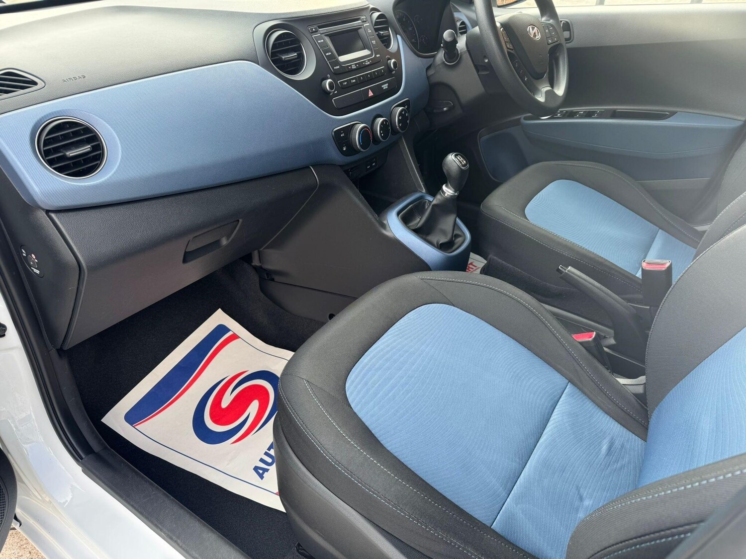 Used Hyundai i10 for sale - 77695669: Photo 36