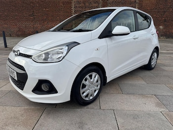 Used Hyundai i10 2016 for sale - 77695669: Photo