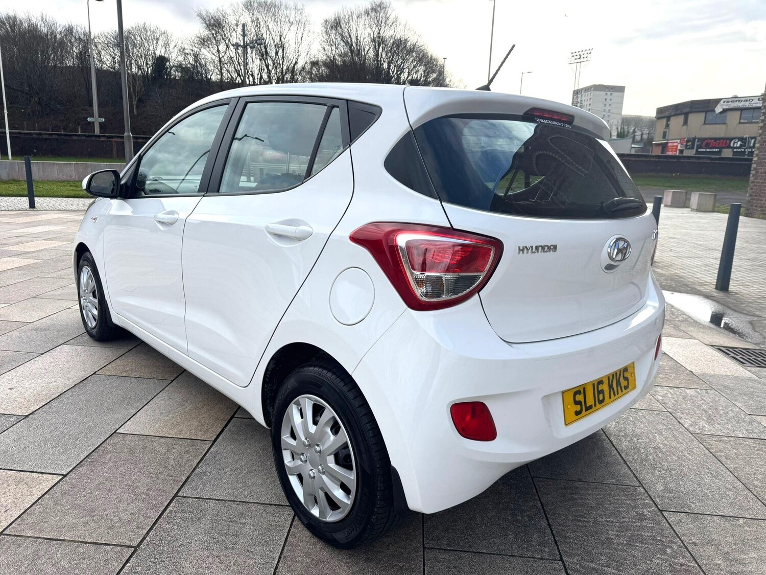 Used Hyundai i10 for sale - 77695669: Photo 41