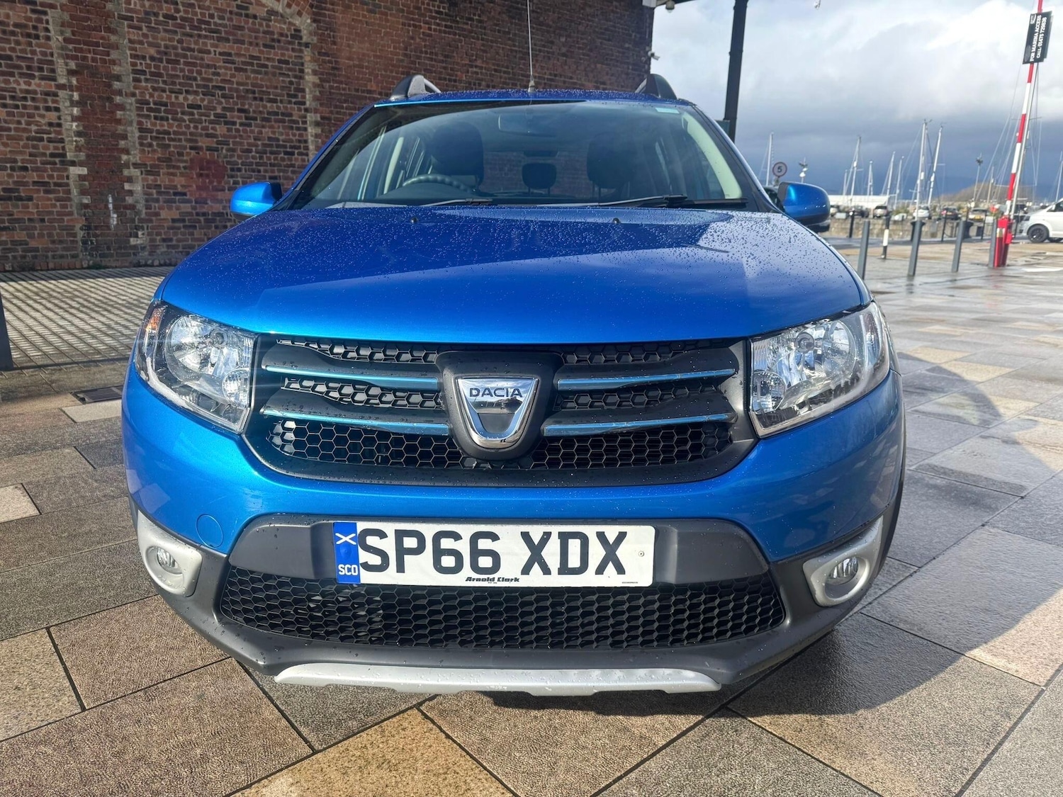 Used Dacia Sandero Stepway 2016 for sale - 77898238: Photo 2