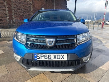 Used Dacia Sandero Stepway 2016 for sale - 77898238: Photo
