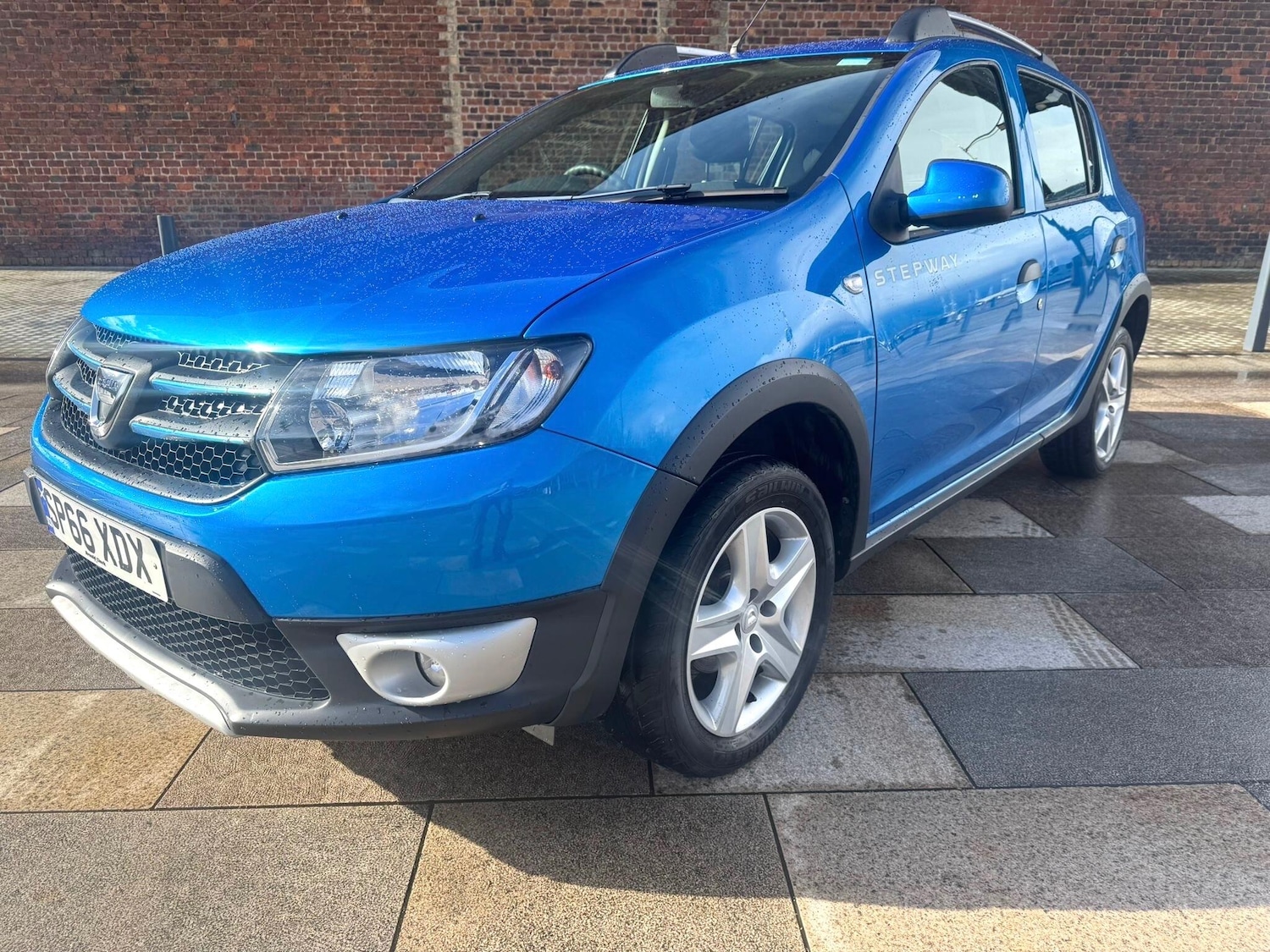 Used Dacia Sandero Stepway 2016 for sale - 77898238: Photo 8