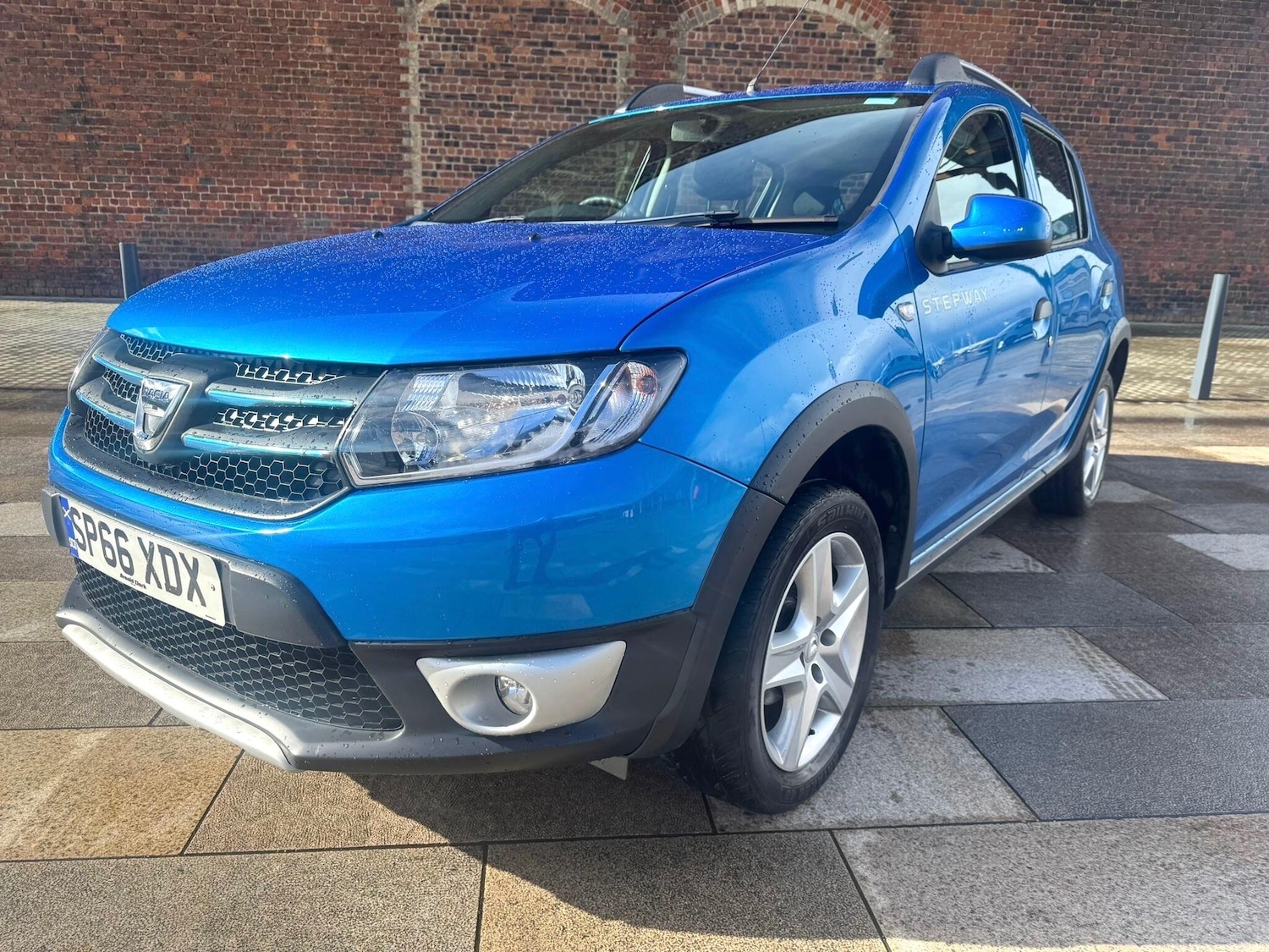 Used Dacia Sandero Stepway 2016 for sale - 77898238: Photo 9
