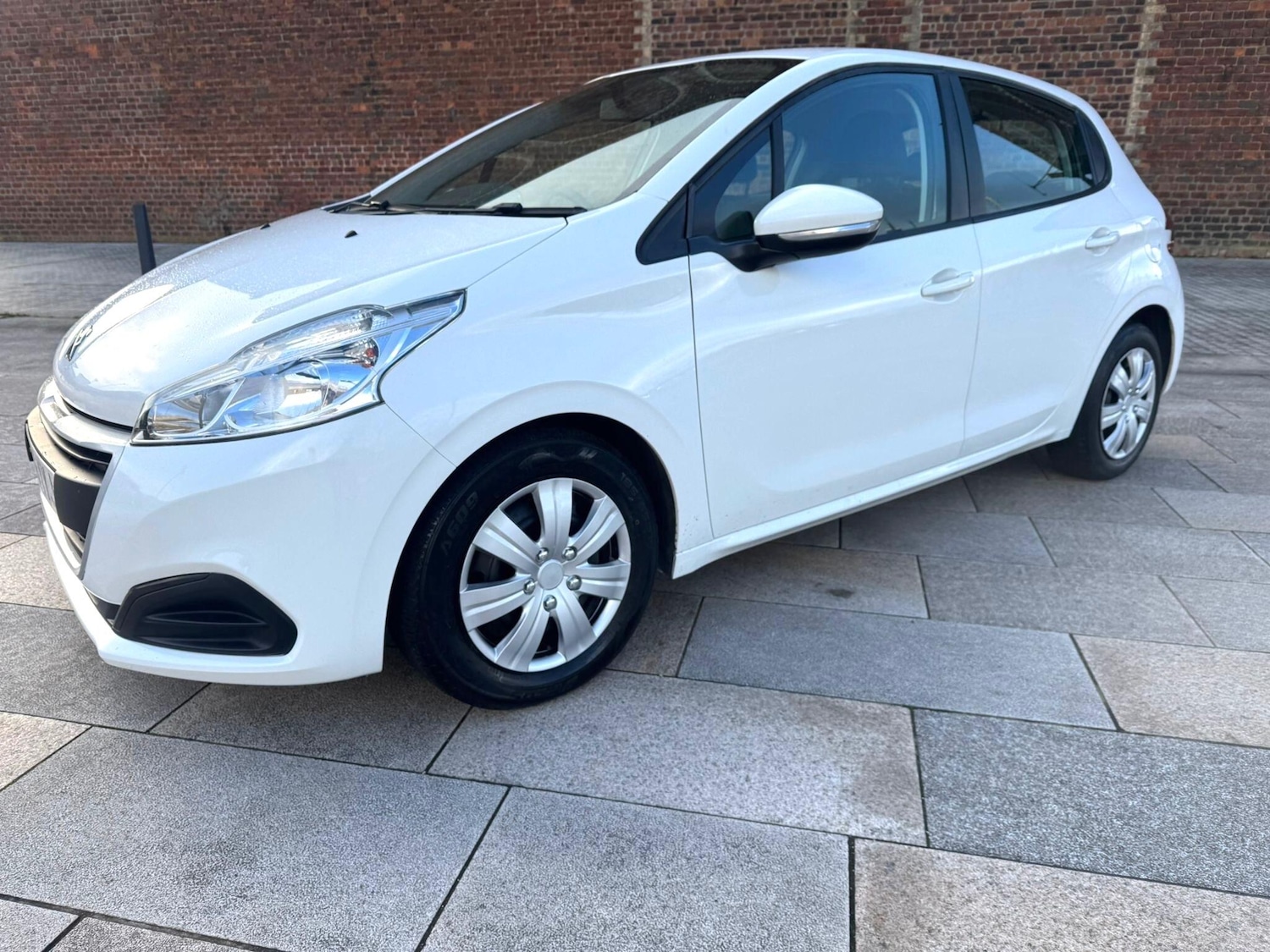 Used Peugeot 208 2016 for sale - 78019260: Photo 18