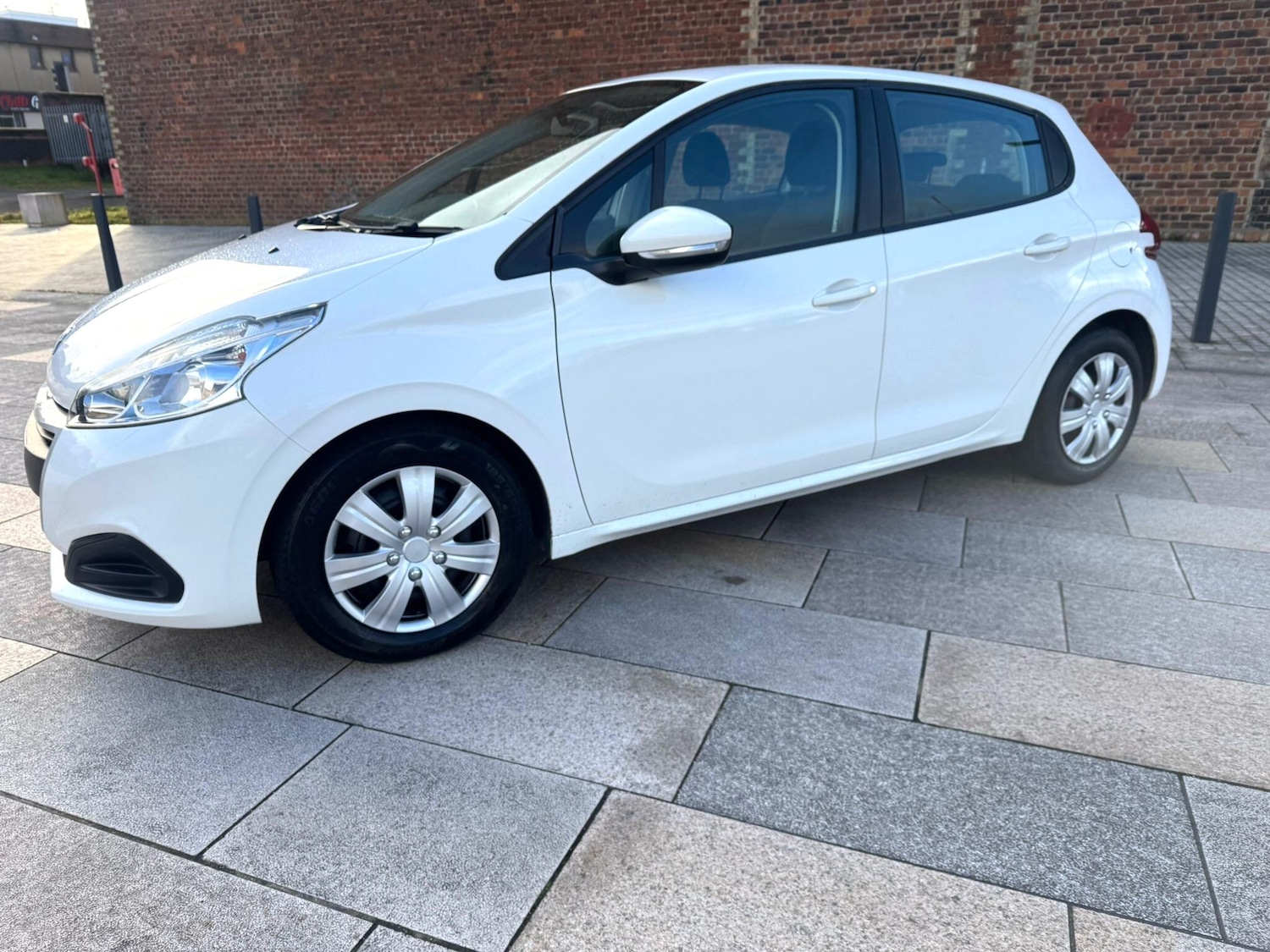Used Peugeot 208 2016 for sale - 78019260: Photo 26