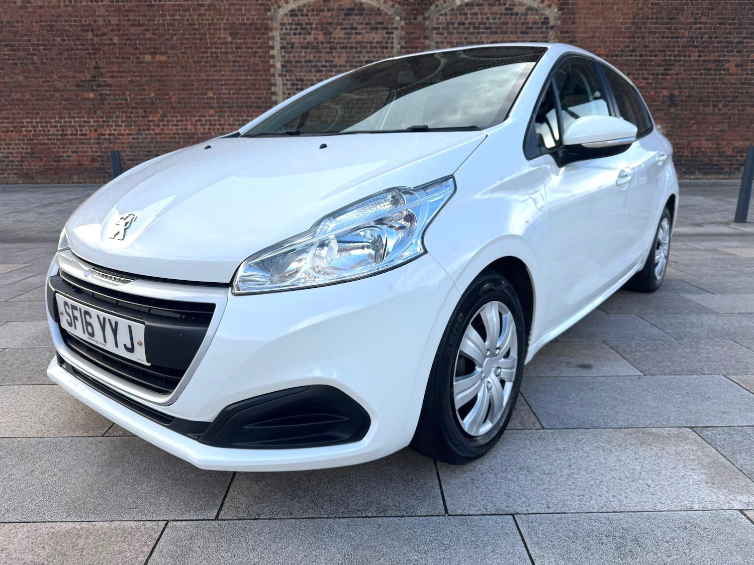 Used Peugeot 208 2016 for sale - 78019260: Photo 29