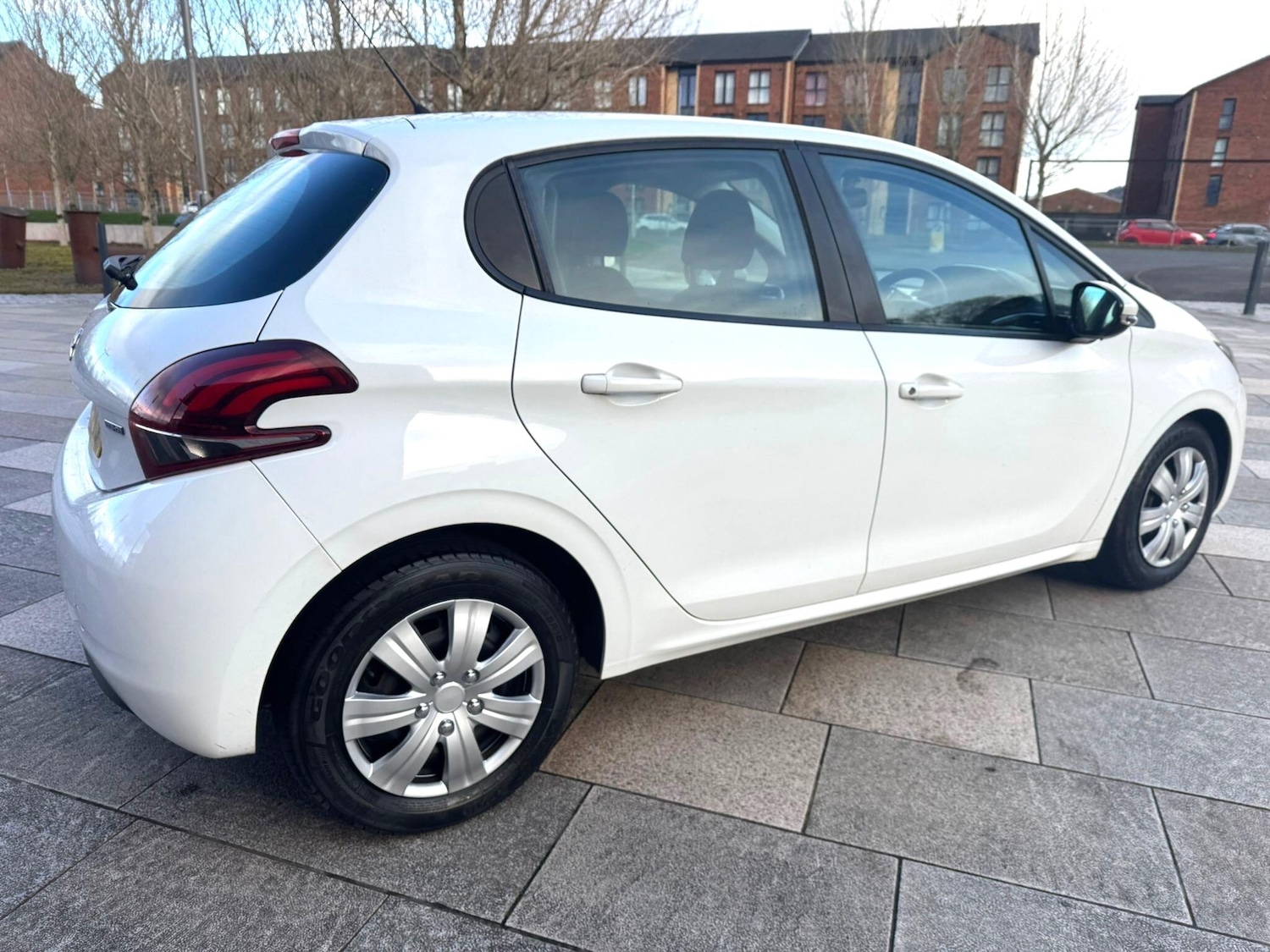 Used Peugeot 208 2016 for sale - 78019260: Photo 36