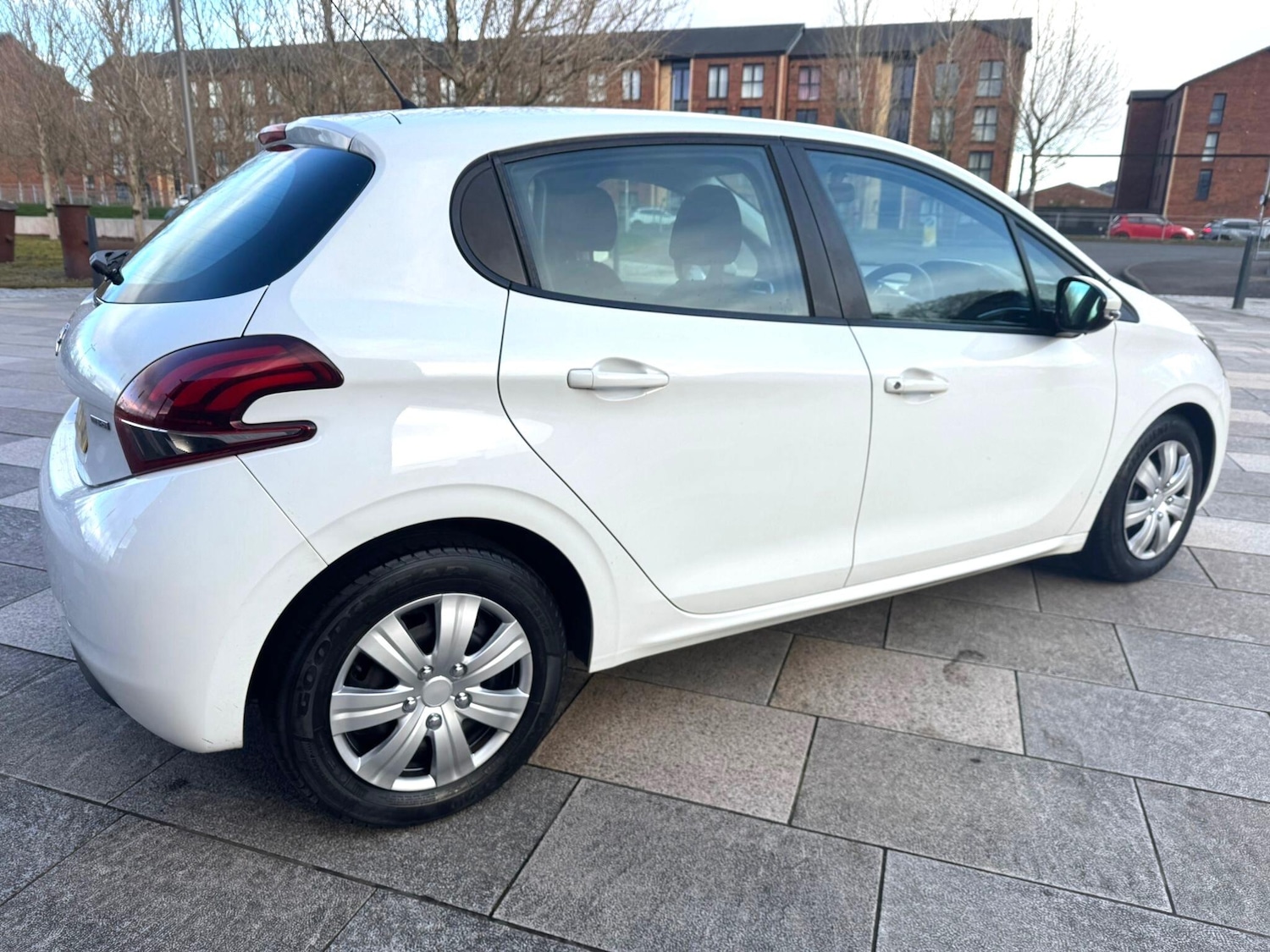 Used Peugeot 208 2016 for sale - 78019260: Photo 37