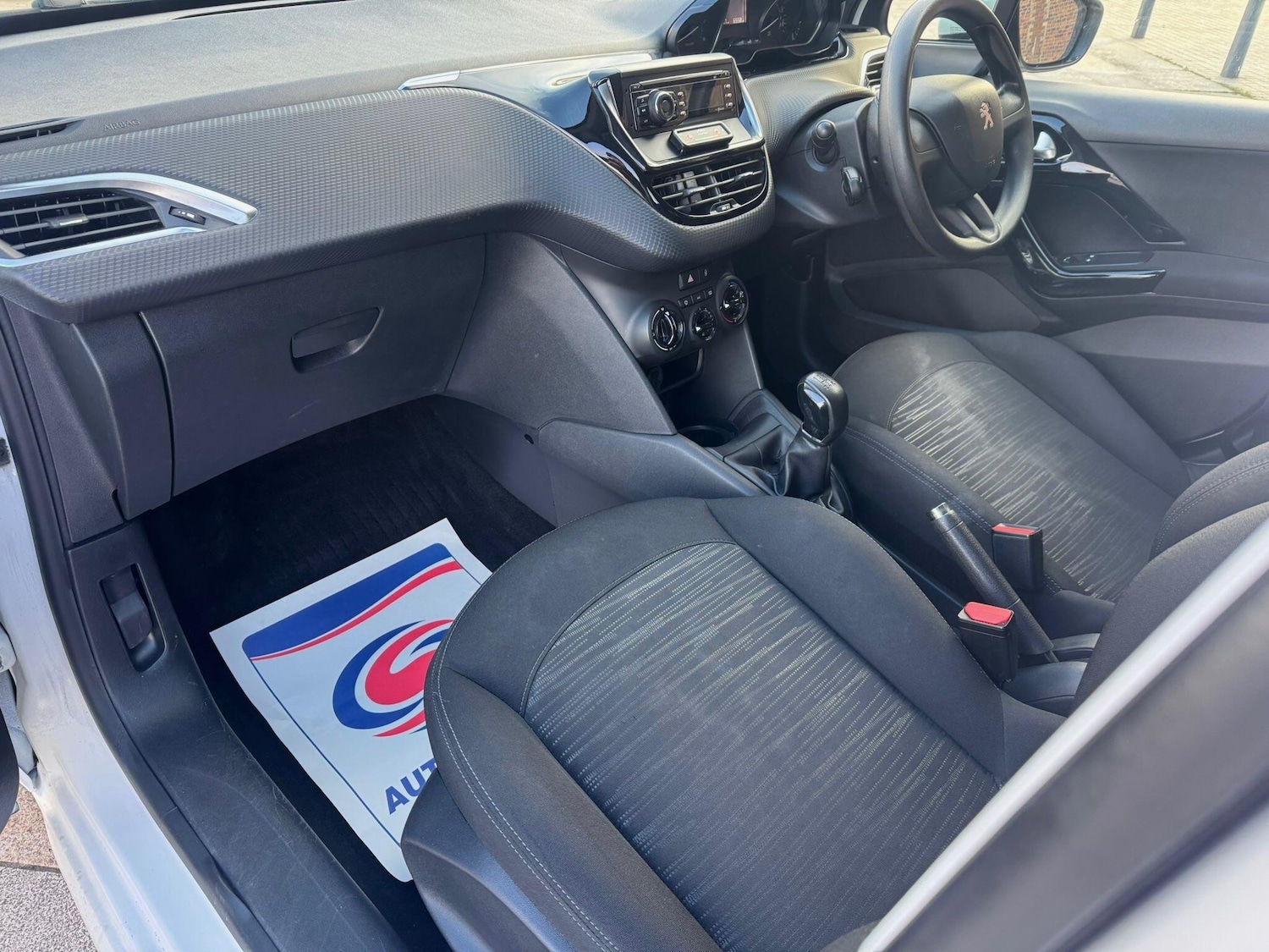 Used Peugeot 208 2016 for sale - 78019260: Photo 49