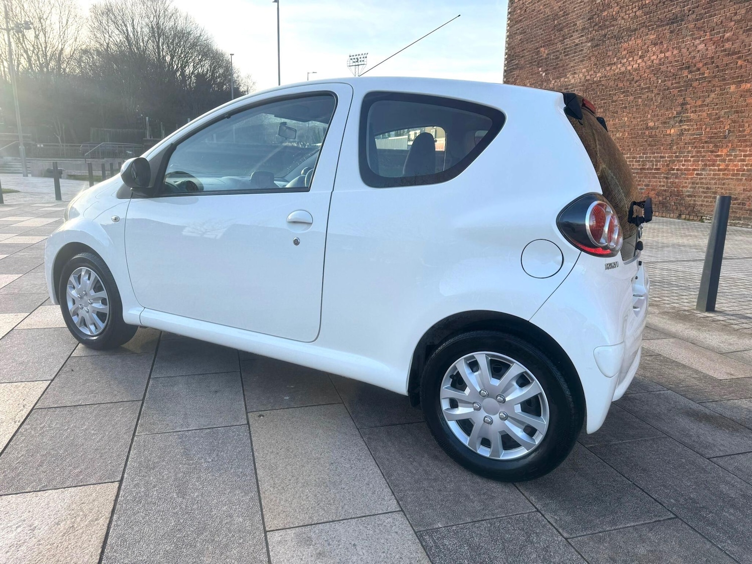 Used Toyota AYGO 2014 for sale - 77066371: Photo 21