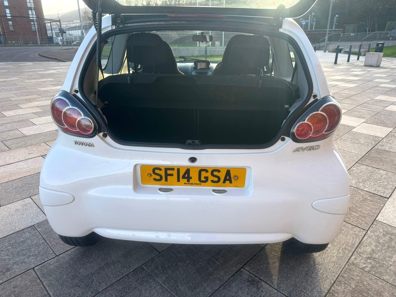 Used Toyota AYGO 2014 for sale - 77066371: Photo 27