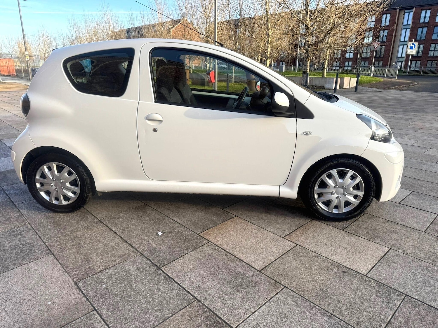 Used Toyota AYGO 2014 for sale - 77066371: Photo 30