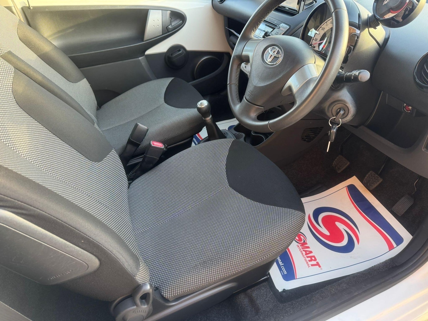 Used Toyota AYGO 2014 for sale - 77066371: Photo 40