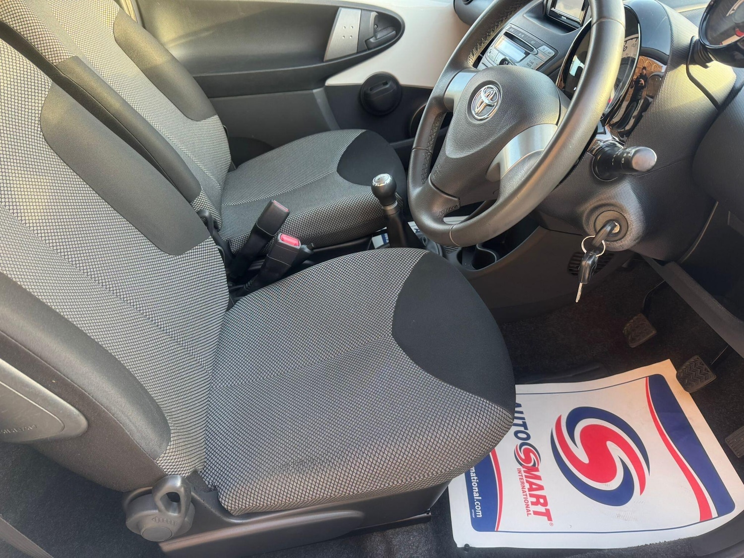 Used Toyota AYGO 2014 for sale - 77066371: Photo 43