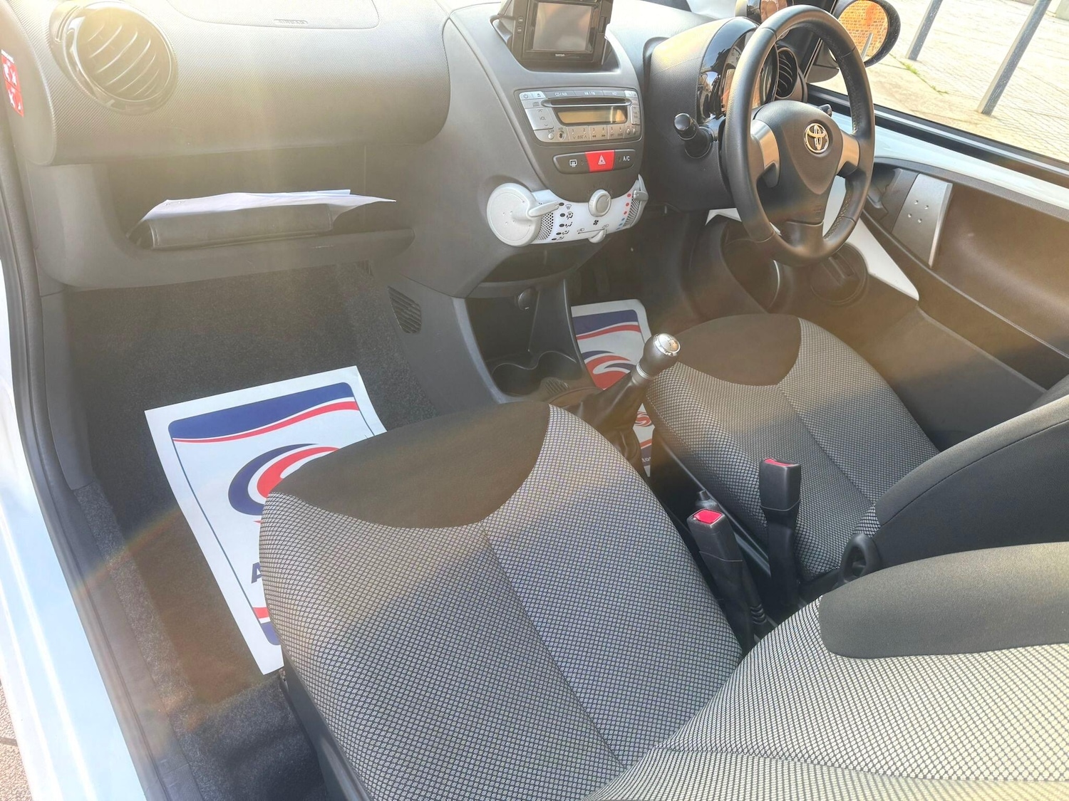 Used Toyota AYGO 2014 for sale - 77066371: Photo 47