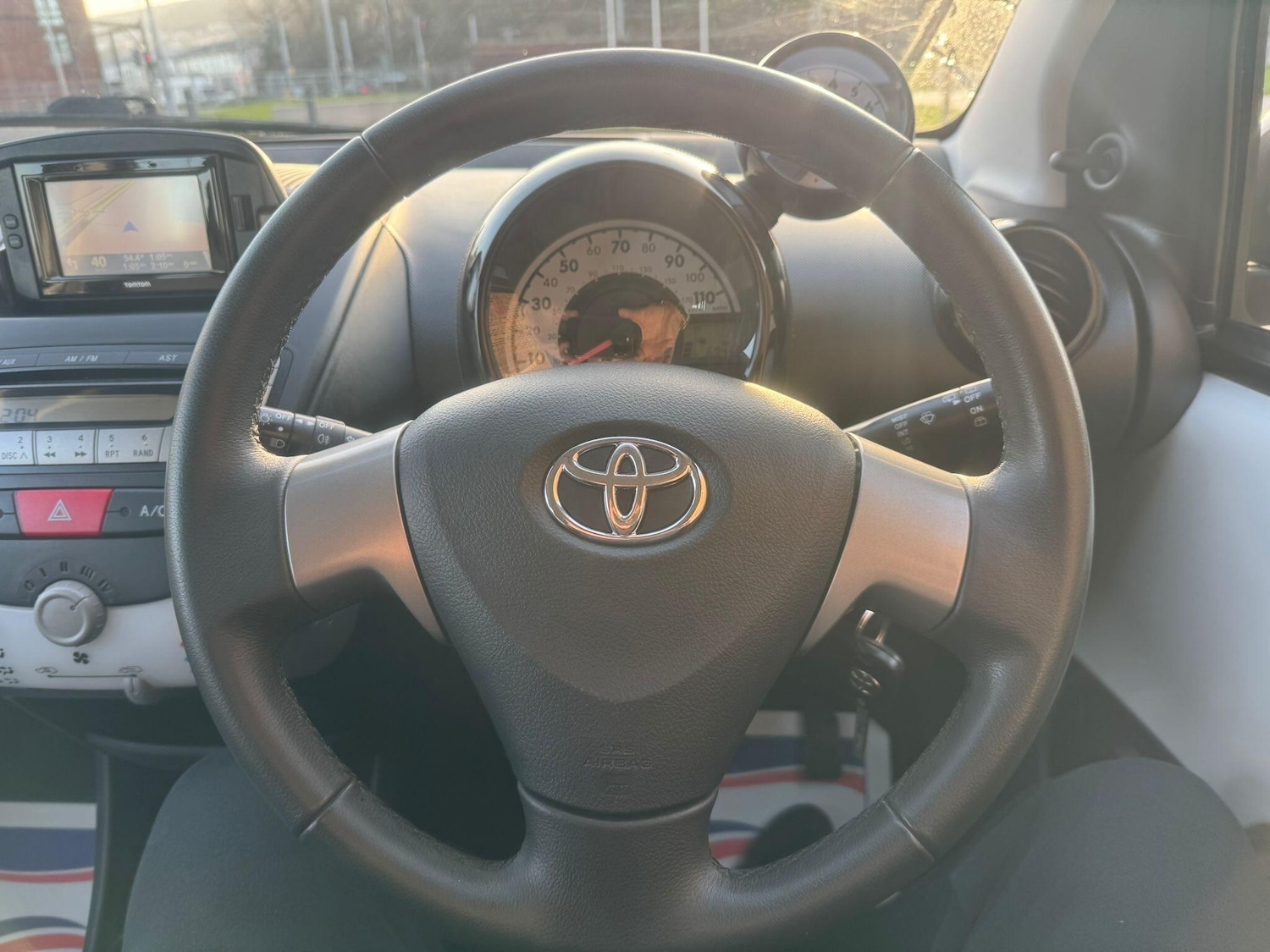 Used Toyota AYGO 2014 for sale - 77066371: Photo 54