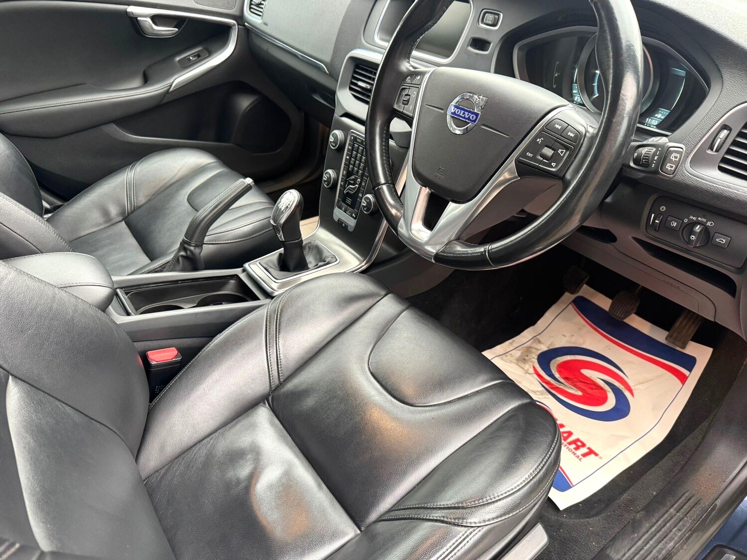 Used Volvo V40 2014 for sale - 77511425: Photo 20