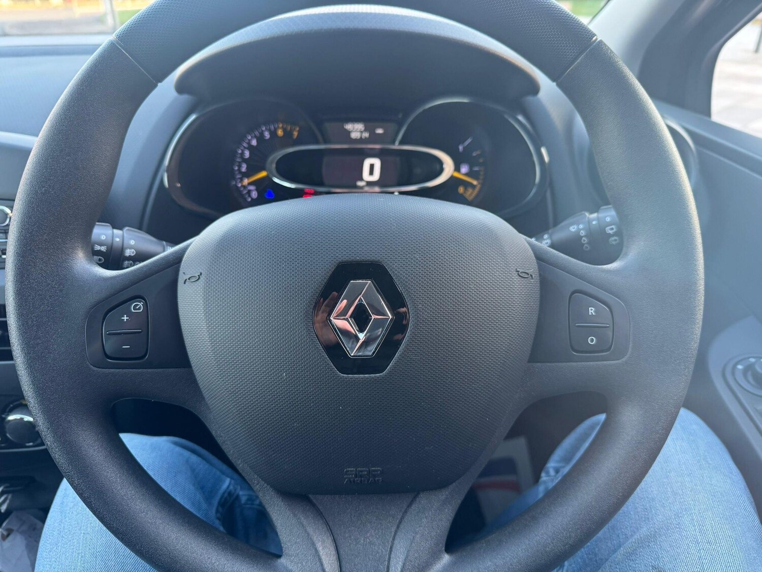 Used Renault Clio for sale - 77738129: Photo 23