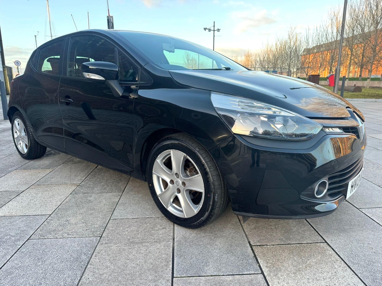 Used Renault Clio for sale - 77738129: Photo 5