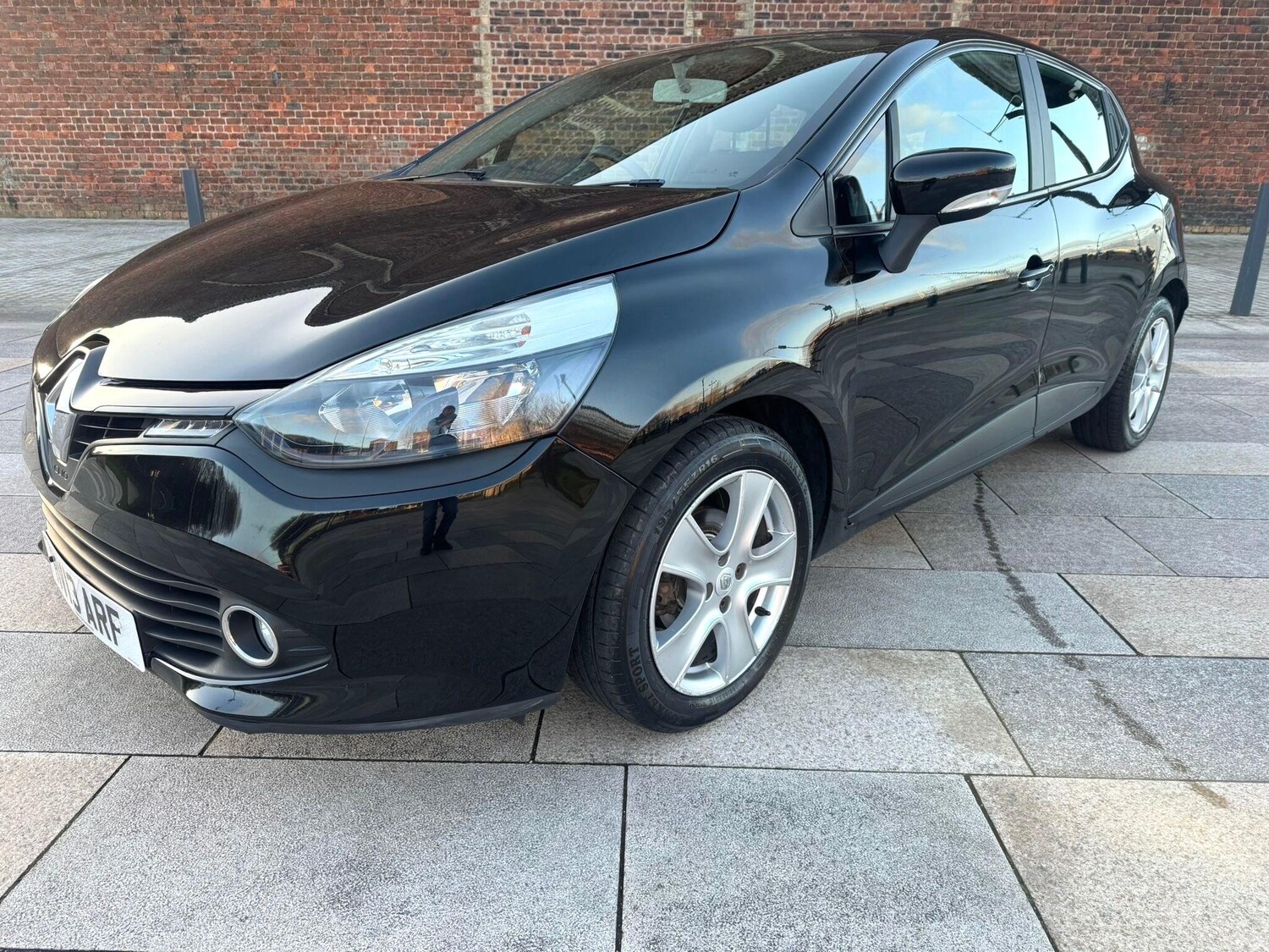 Used Renault Clio for sale - 77738129: Photo 8