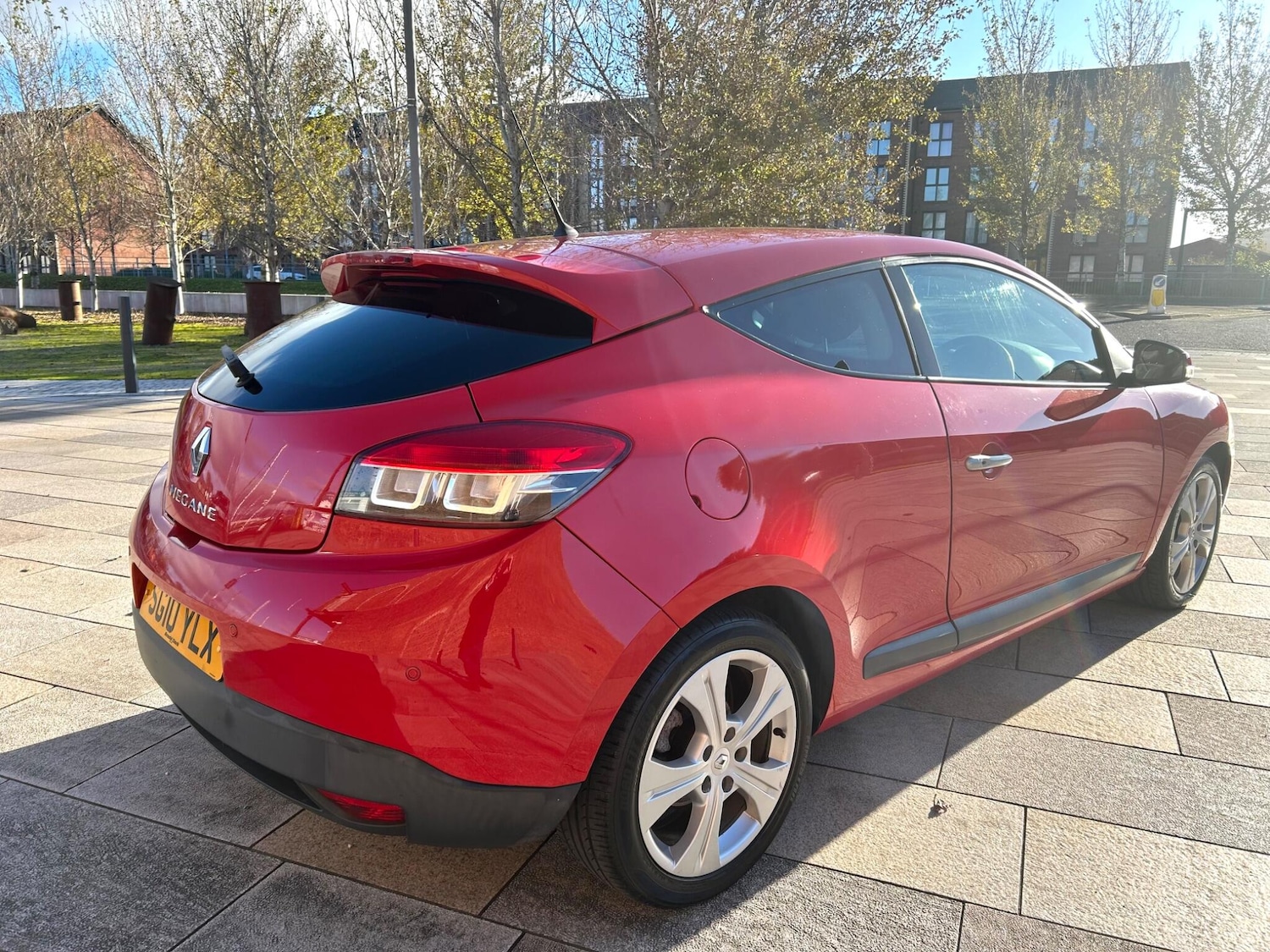 Used Renault Megane 2010 for sale - 76349187: Photo 12