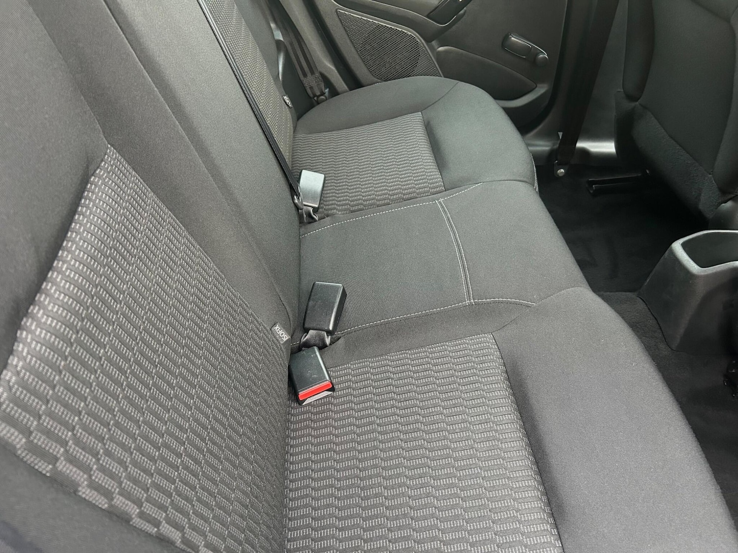 Used Peugeot 208 2016 for sale - 76658694: Photo 21