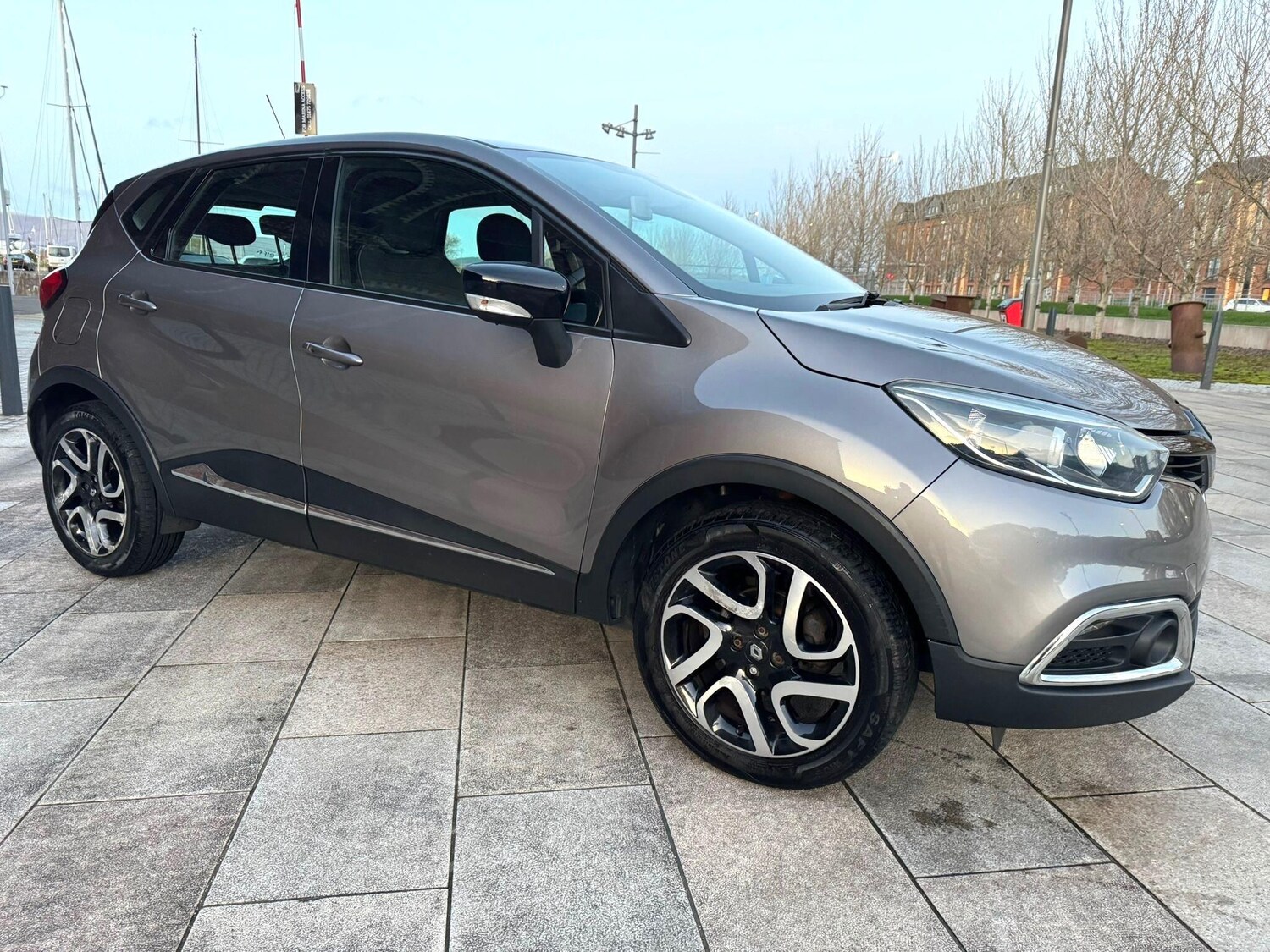 Used Renault Captur 2015 for sale - 76645132: Photo 10