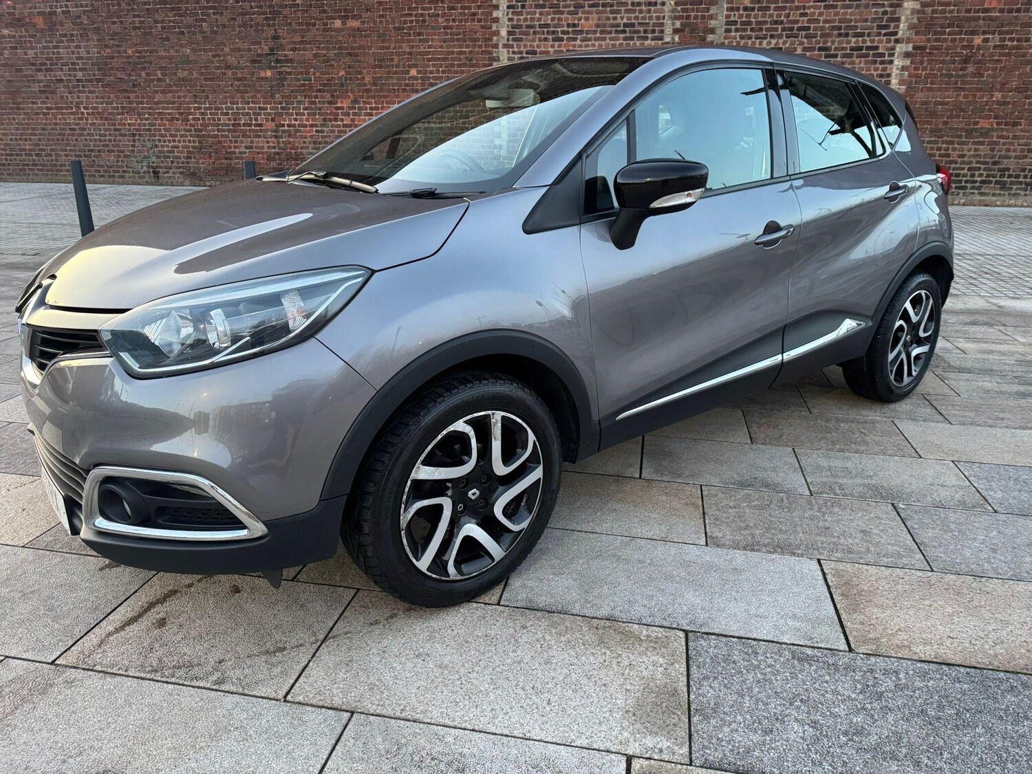 Used Renault Captur 2015 for sale - 76645132: Photo 15