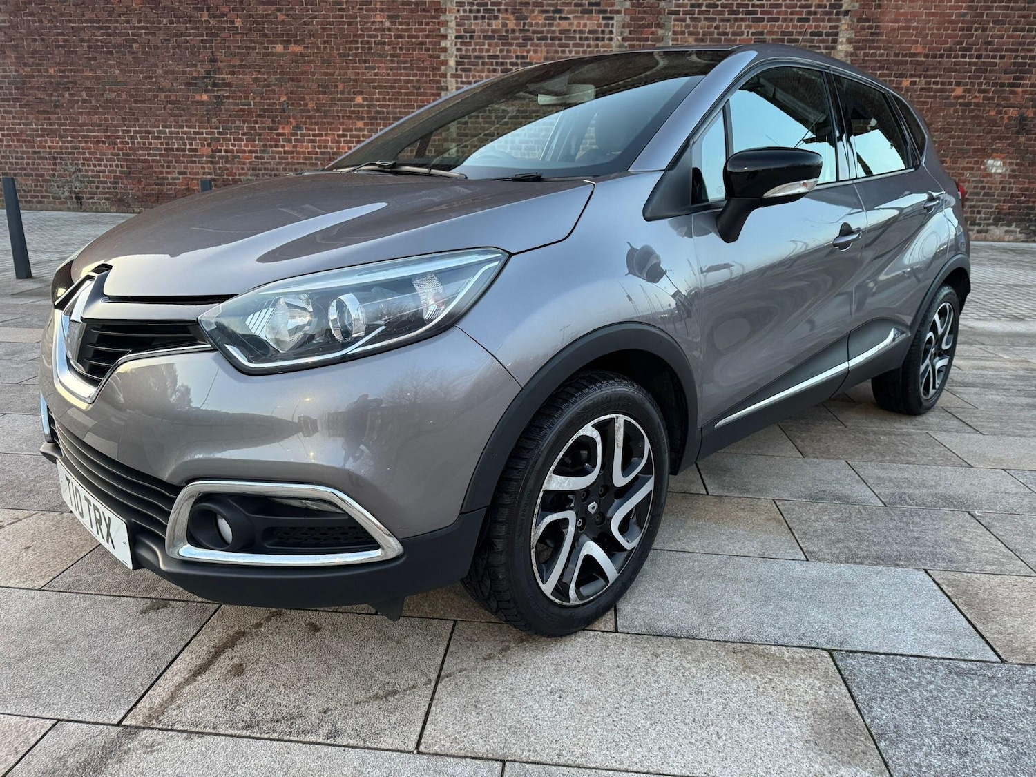 Used Renault Captur 2015 for sale - 76645132: Photo 3
