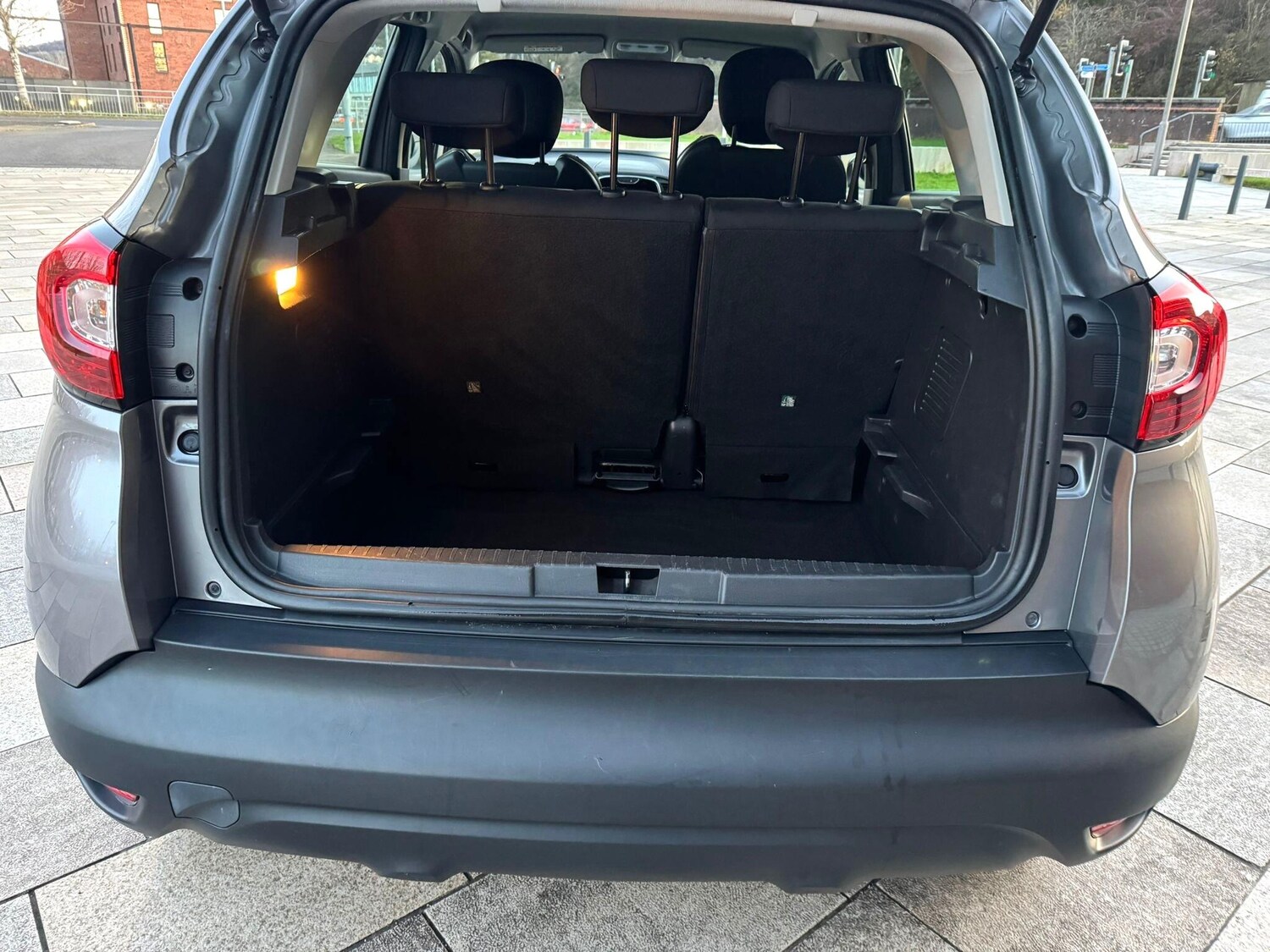 Used Renault Captur 2015 for sale - 76645132: Photo 42