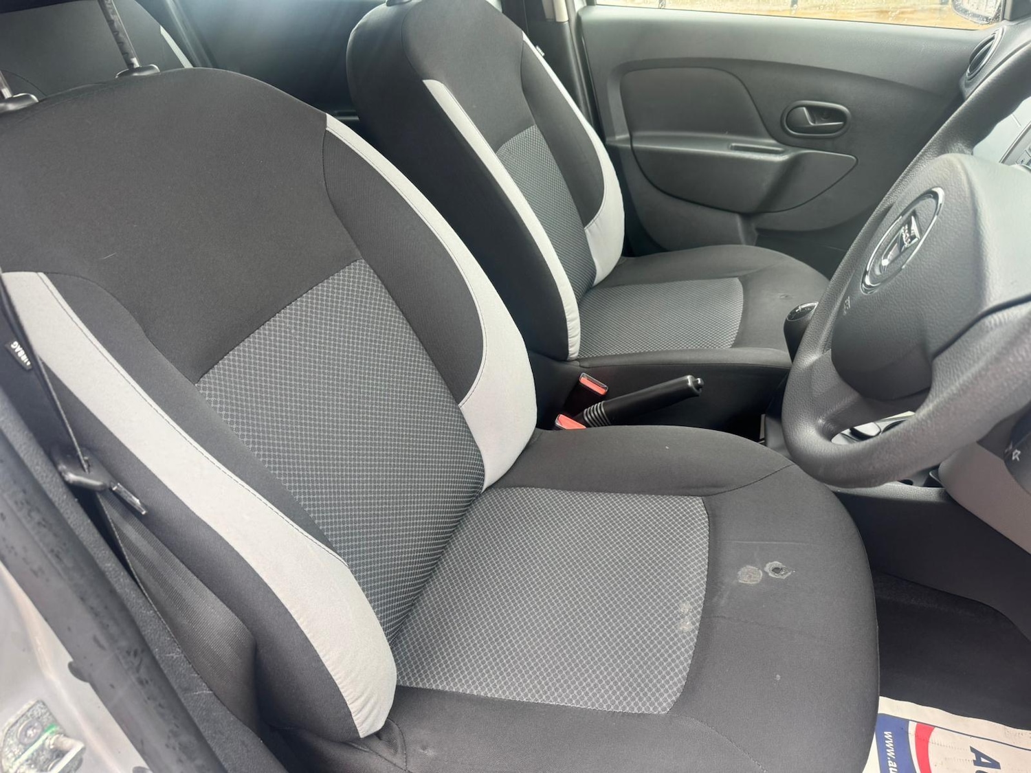 Used Dacia Logan MCV 2014 for sale - 77783426: Photo 11