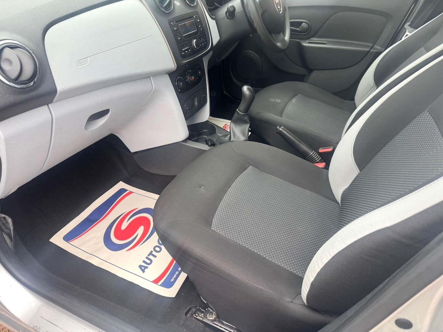 Used Dacia Logan MCV 2014 for sale - 77783426: Photo 16