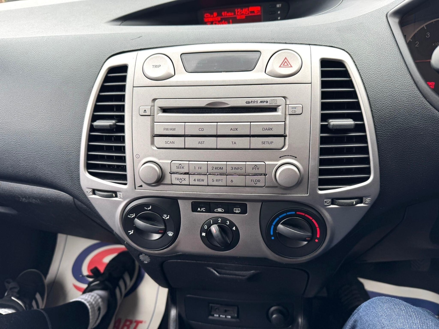 Used Hyundai i20 2010 for sale - 76270208: Photo 16