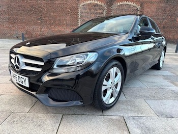 Used Mercedes-Benz C Class 2016 for sale - 76592797: Photo