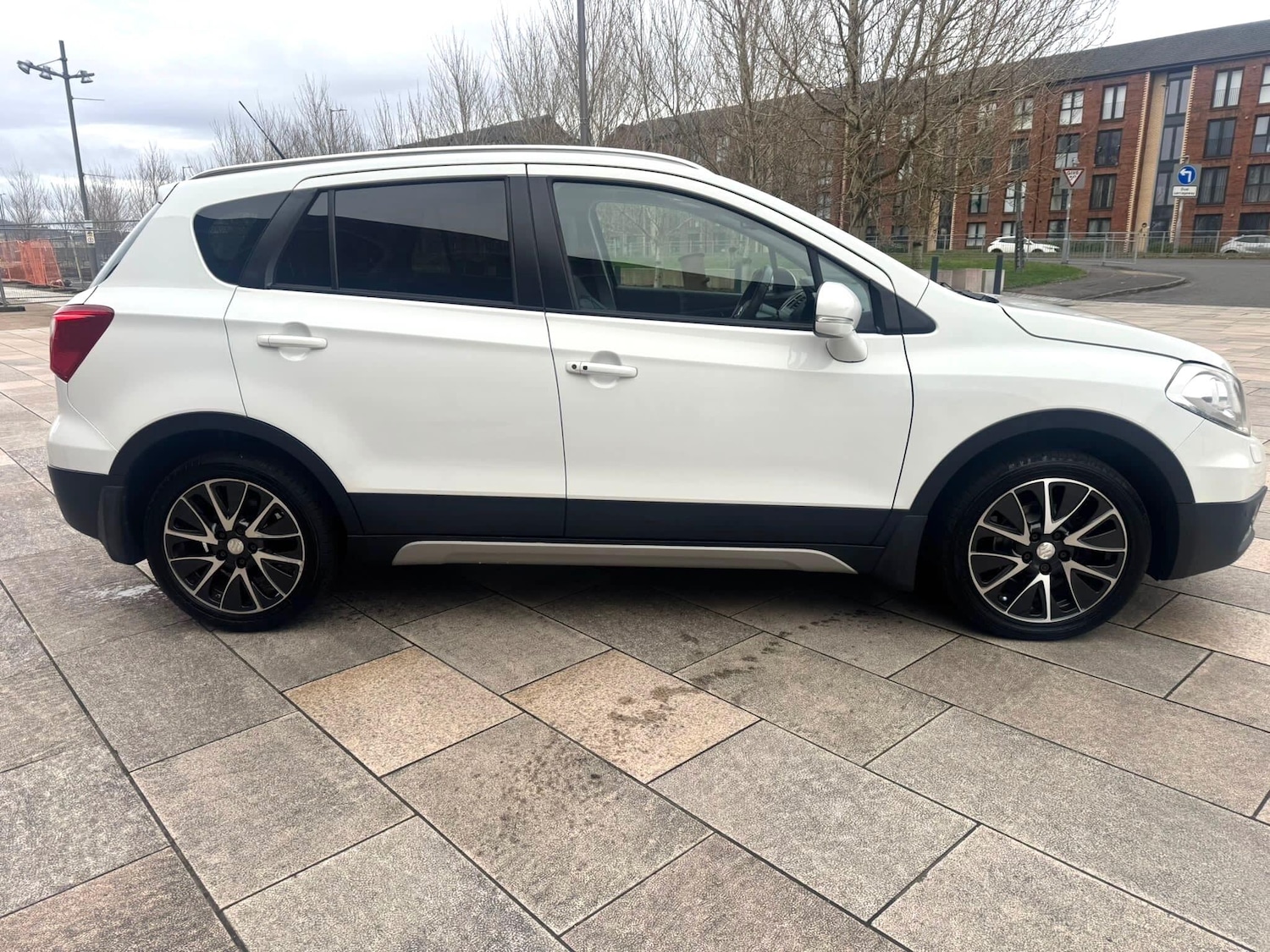 Used Suzuki SX4 S-Cross 2014 for sale - 77537881: Photo 11