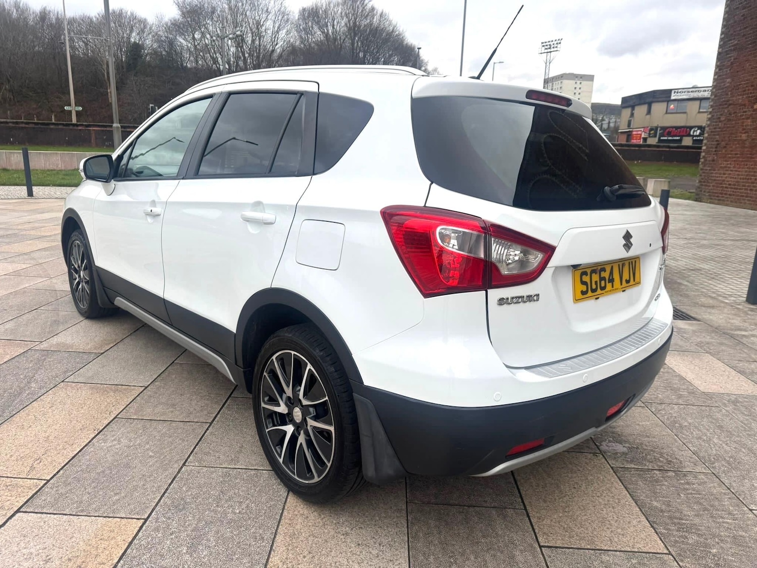 Used Suzuki SX4 S-Cross 2014 for sale - 77537881: Photo 4