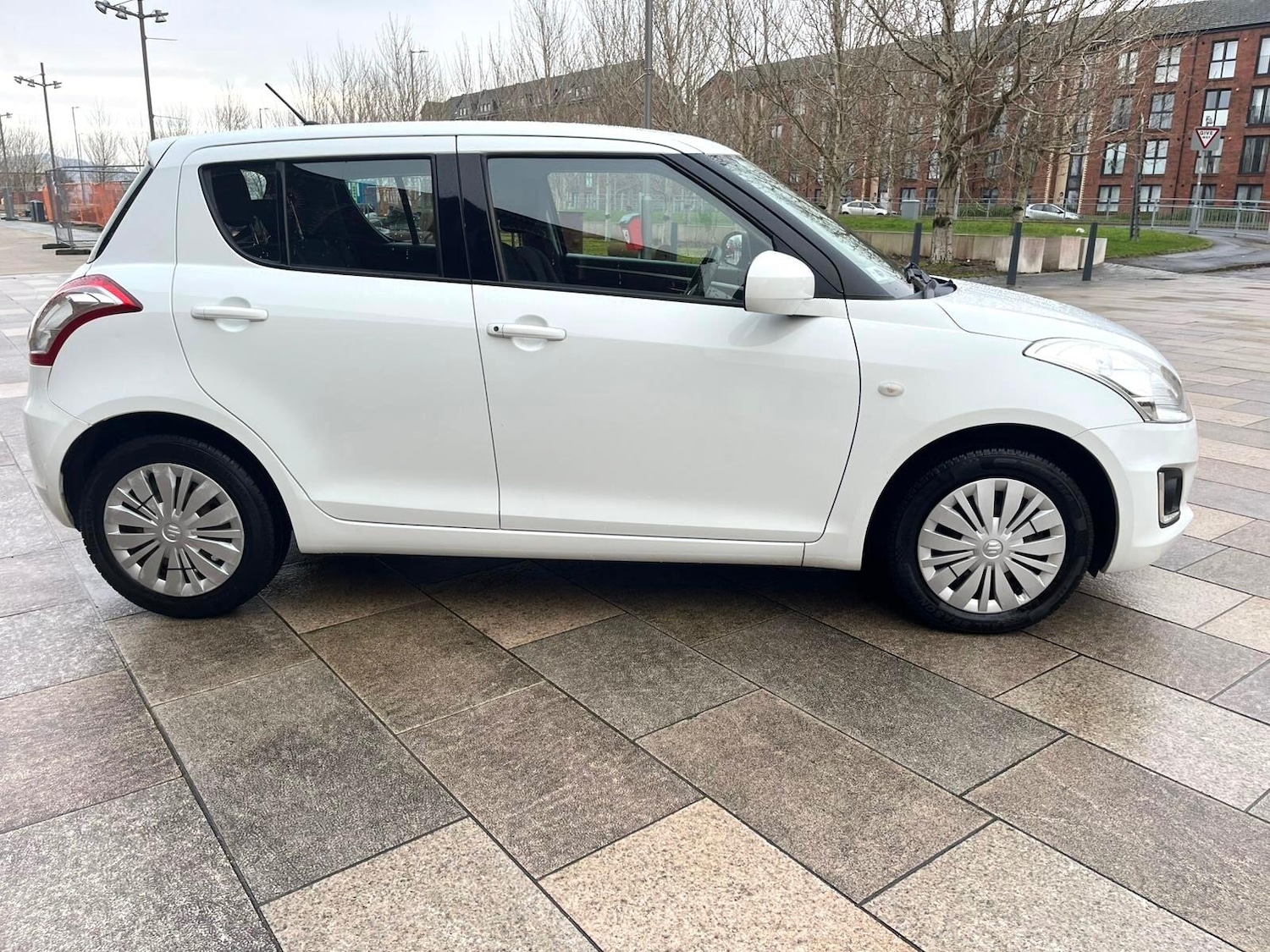 Used Suzuki Swift 2014 for sale - 77400460: Photo 13