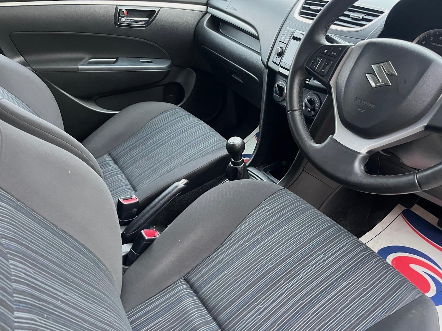 Used Suzuki Swift 2014 for sale - 77400460: Photo 18