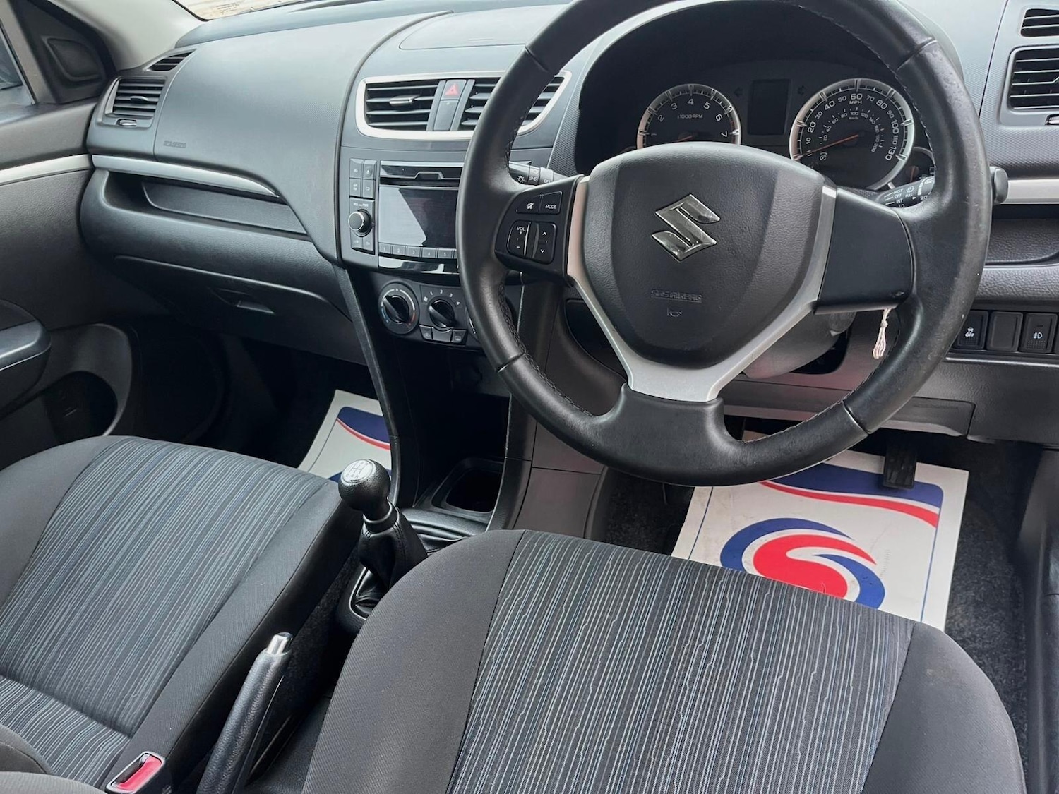 Used Suzuki Swift 2014 for sale - 77400460: Photo 19