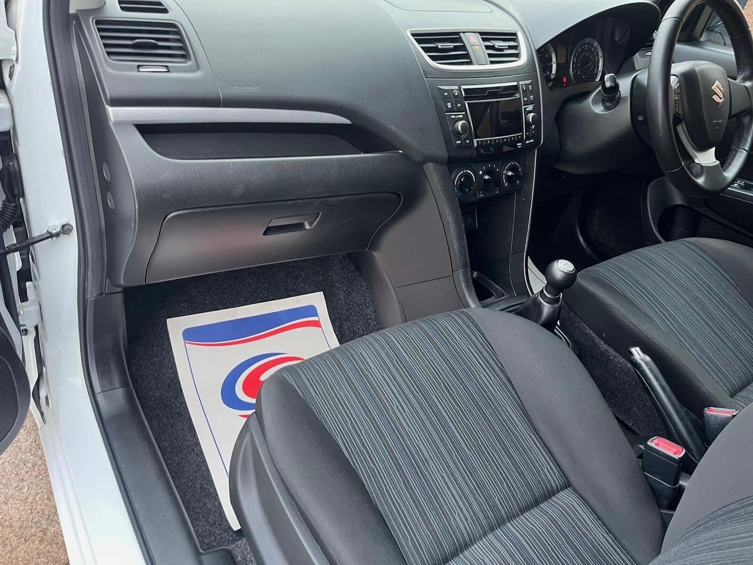 Used Suzuki Swift 2014 for sale - 77400460: Photo 26