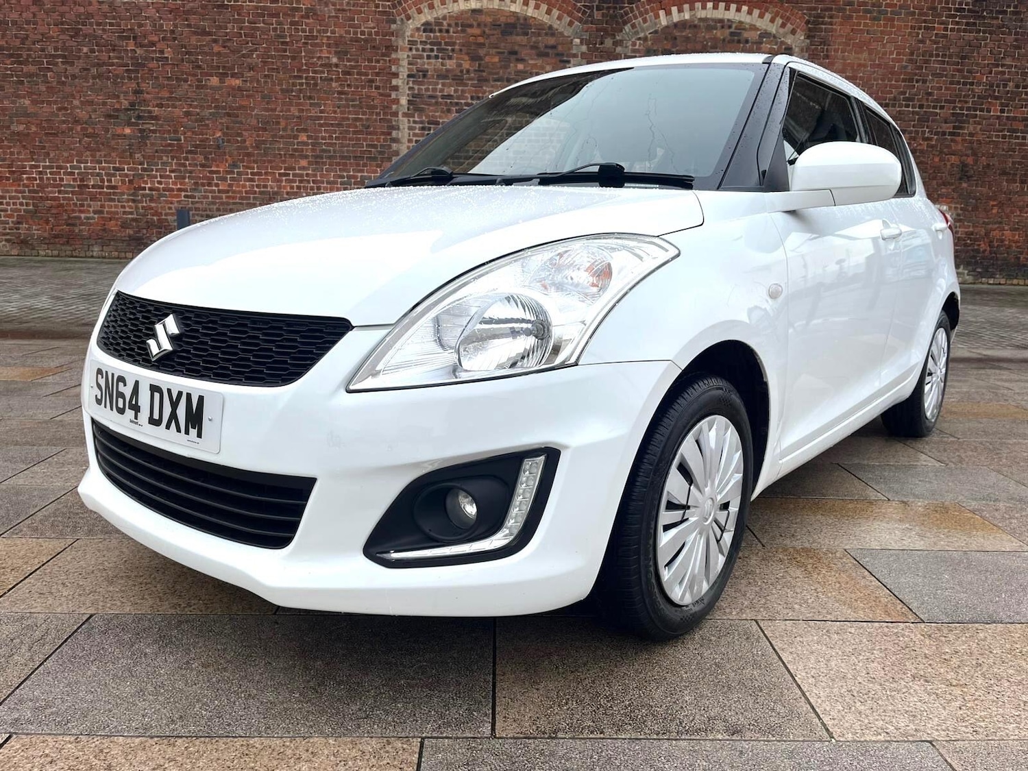 Used Suzuki Swift 2014 for sale - 77400460: Photo 6