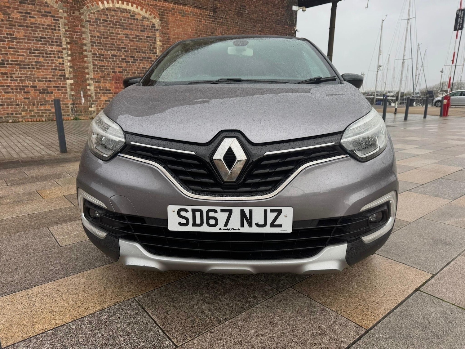 Used Renault Captur for sale - 78006360: Photo 2