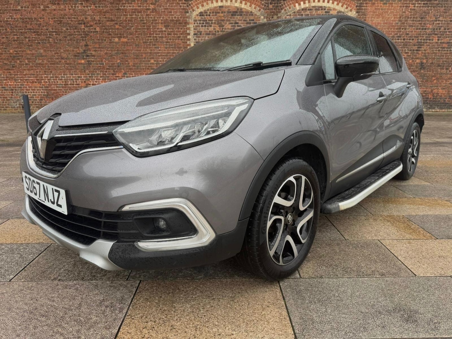 Used Renault Captur for sale - 78006360: Photo 3