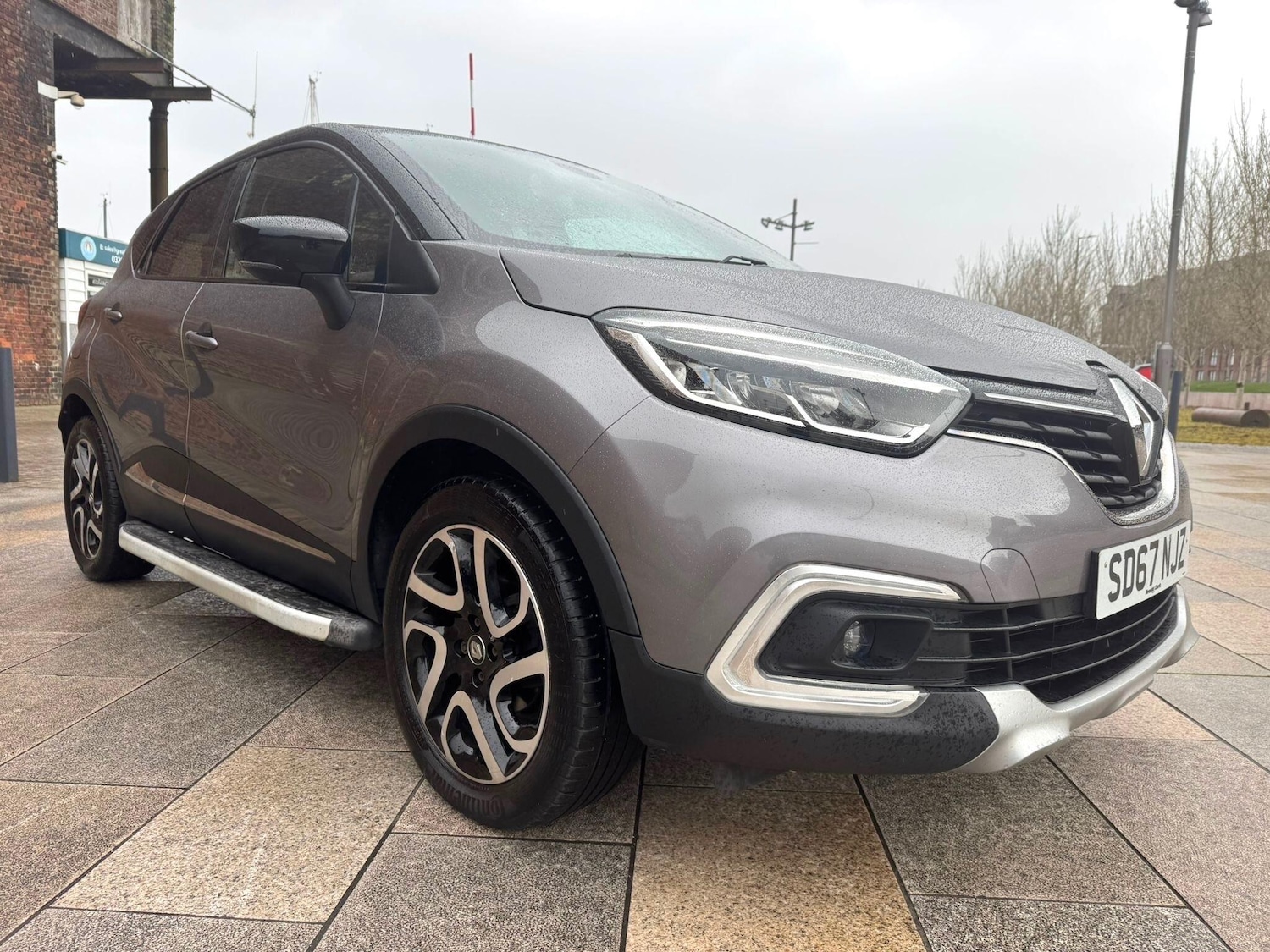 Used Renault Captur for sale - 78006360: Photo 6
